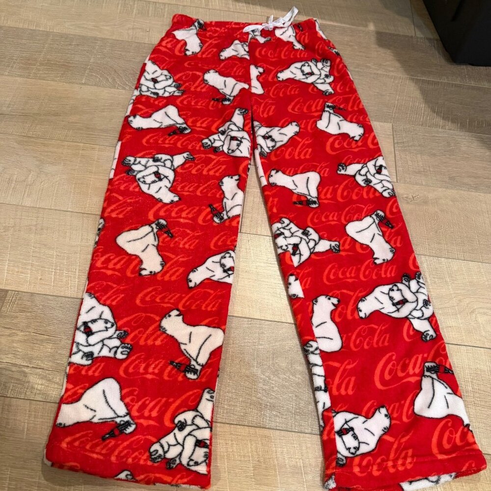 COCA COLA WOMENS MEDIUM FUZZY PAJAMA PANTS COKE BEAR
